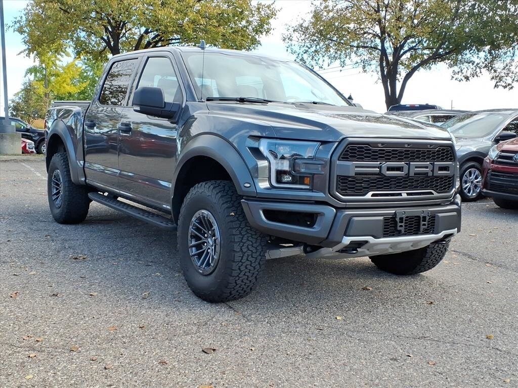 2020 Ford F-150 Raptor photo 3