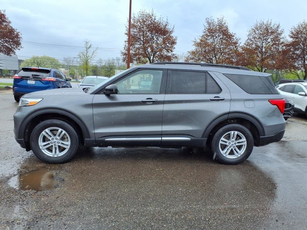 Used 2022 Ford Explorer XLT with VIN 1FMSK8DH8NGB88603 for sale in Farmington, MI