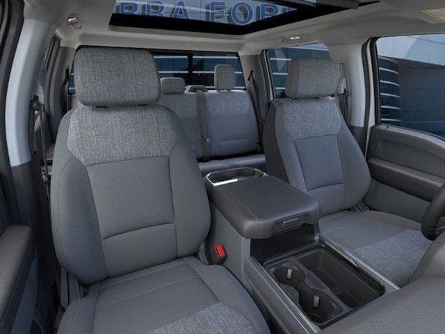 2026 Ford F-350 Super Duty XLT - Photo 10