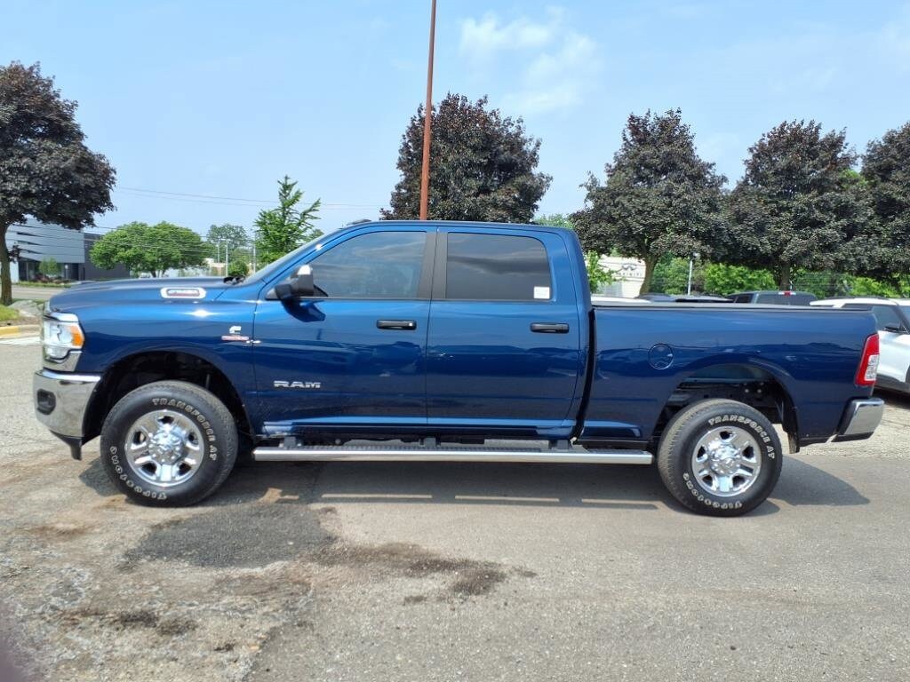Used 2022 RAM Ram 2500 Pickup Big Horn with VIN 3C6UR5DL5NG351974 for sale in Farmington, MI