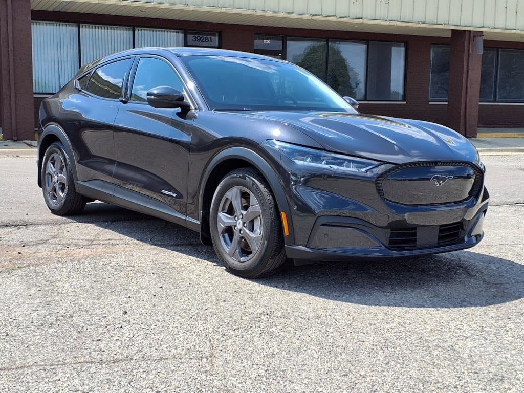 Used 2022 Ford Mustang Mach-E Select RWD with VIN 3FMTK1RM3NMA08161 for sale in Farmington Hills, MI
