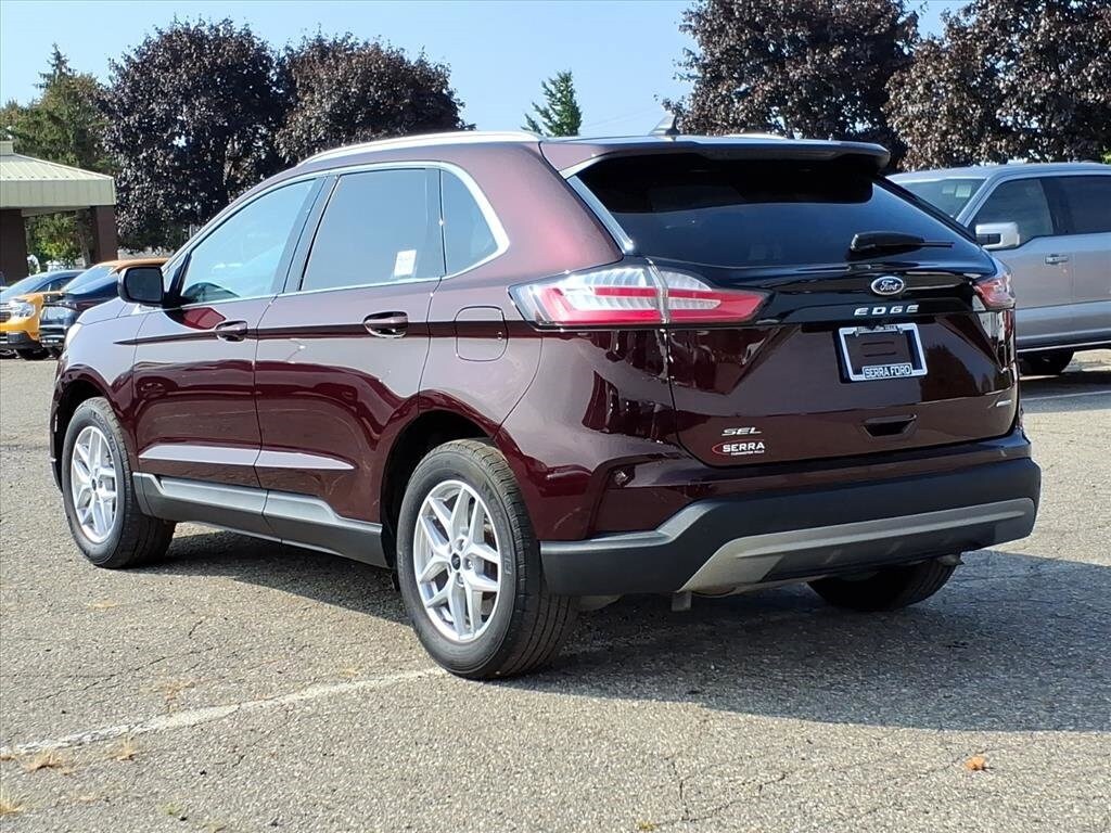 2023 Ford Edge SEL photo 3