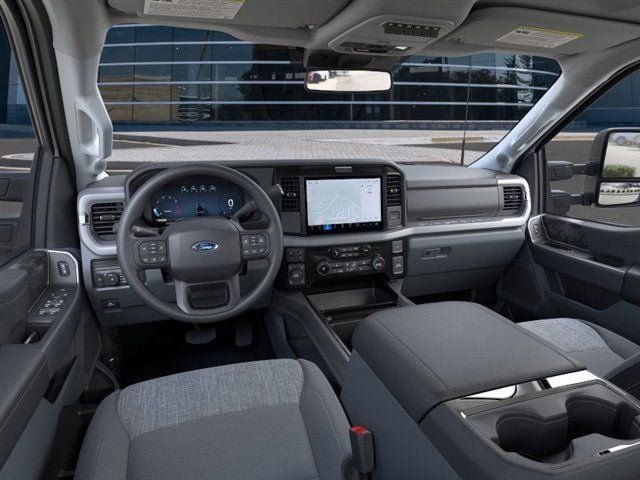 2026 Ford F-350 Super Duty XLT - Photo 9