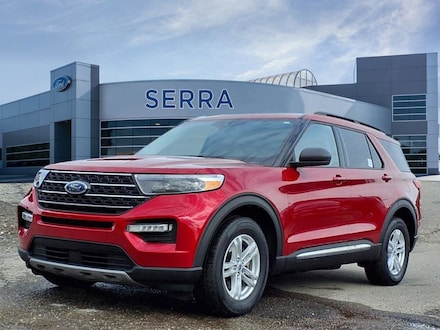 2023 Ford Explorer XLT SUV