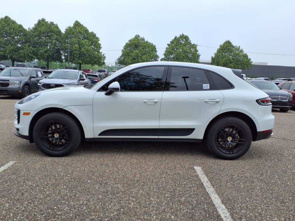 Used 2020 Porsche Macan Base with VIN WP1AA2A50LLB11544 for sale in Farmington, MI