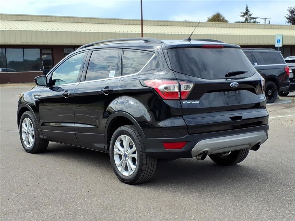 2017 Ford Escape SE photo 3