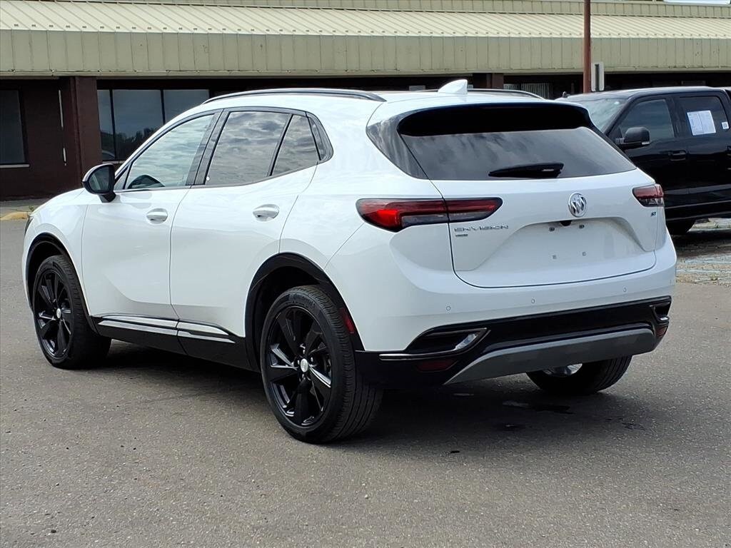 2021 Buick Envision Essence photo 3