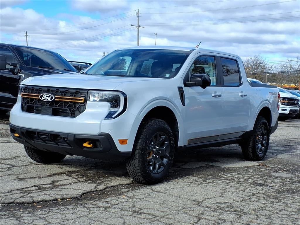 2025 Ford Maverick Tremor's photo