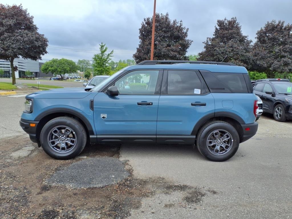 Used 2022 Ford Bronco Sport Big Bend with VIN 3FMCR9B60NRD05901 for sale in Farmington, MI