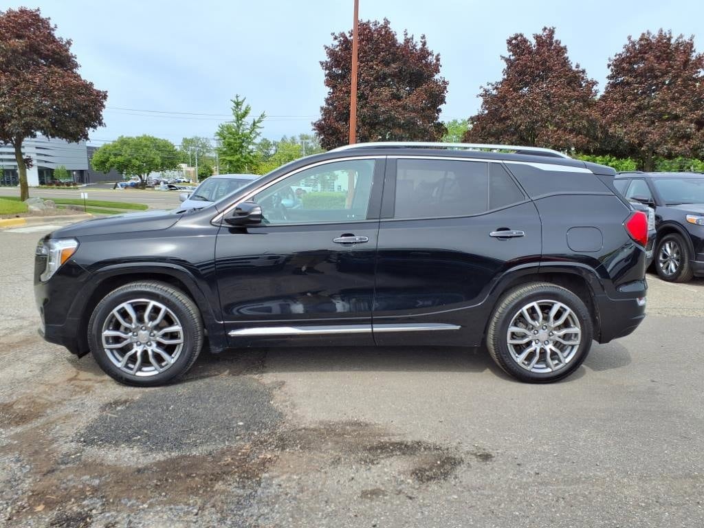 Certified 2022 GMC Terrain Denali with VIN 3GKALXEV3NL214942 for sale in Farmington, MI