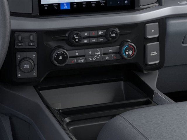 2026 Ford F-350 Super Duty XLT - Photo 15