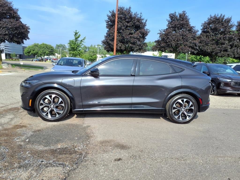 Used 2021 Ford Mustang Mach-E Premium AWD with VIN 3FMTK3SUXMMA64229 for sale in Farmington, MI