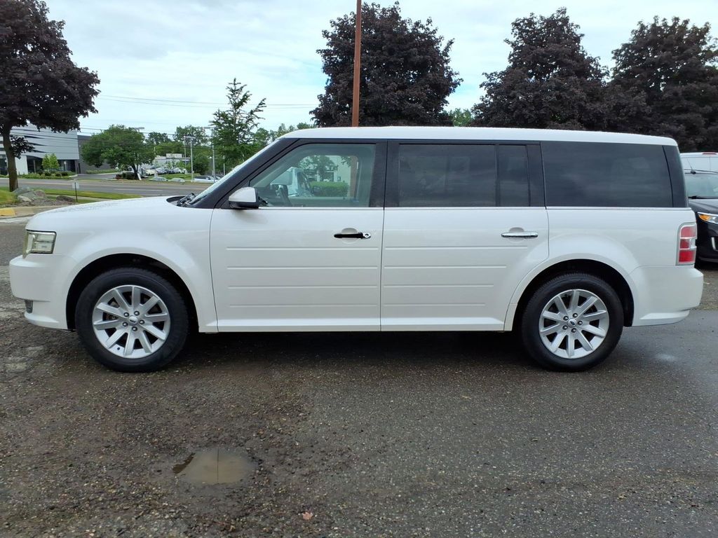 Used 2011 Ford Flex SEL with VIN 2FMGK5CC2BBD23118 for sale in Farmington Hills, MI