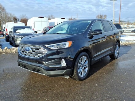 2022 Ford Edge Titanium SUV