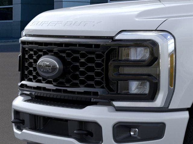 2026 Ford F-350 Super Duty XLT - Photo 17