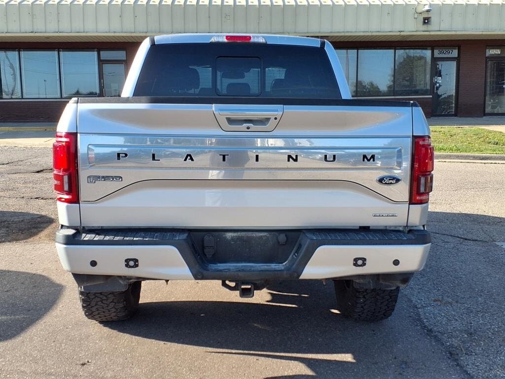 2016 Ford F-150 Platinum photo 3