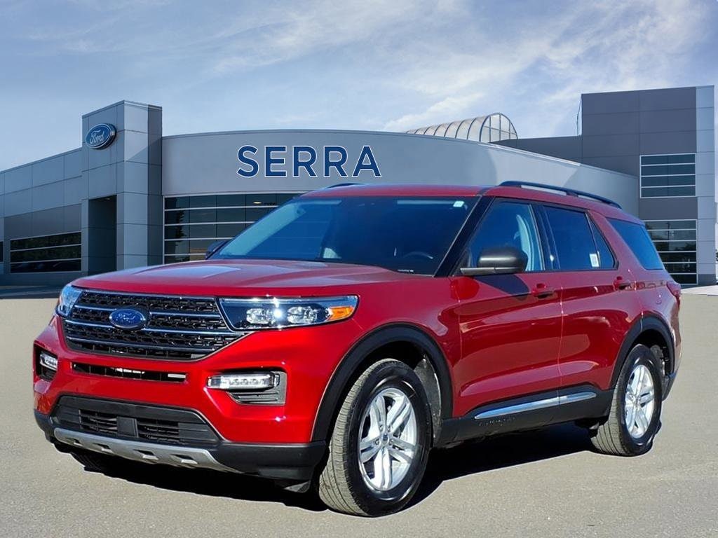 2023 Ford Explorer XLT's photo