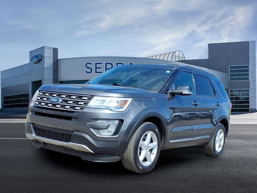 2017 Ford Explorer XLT 4WD's photo