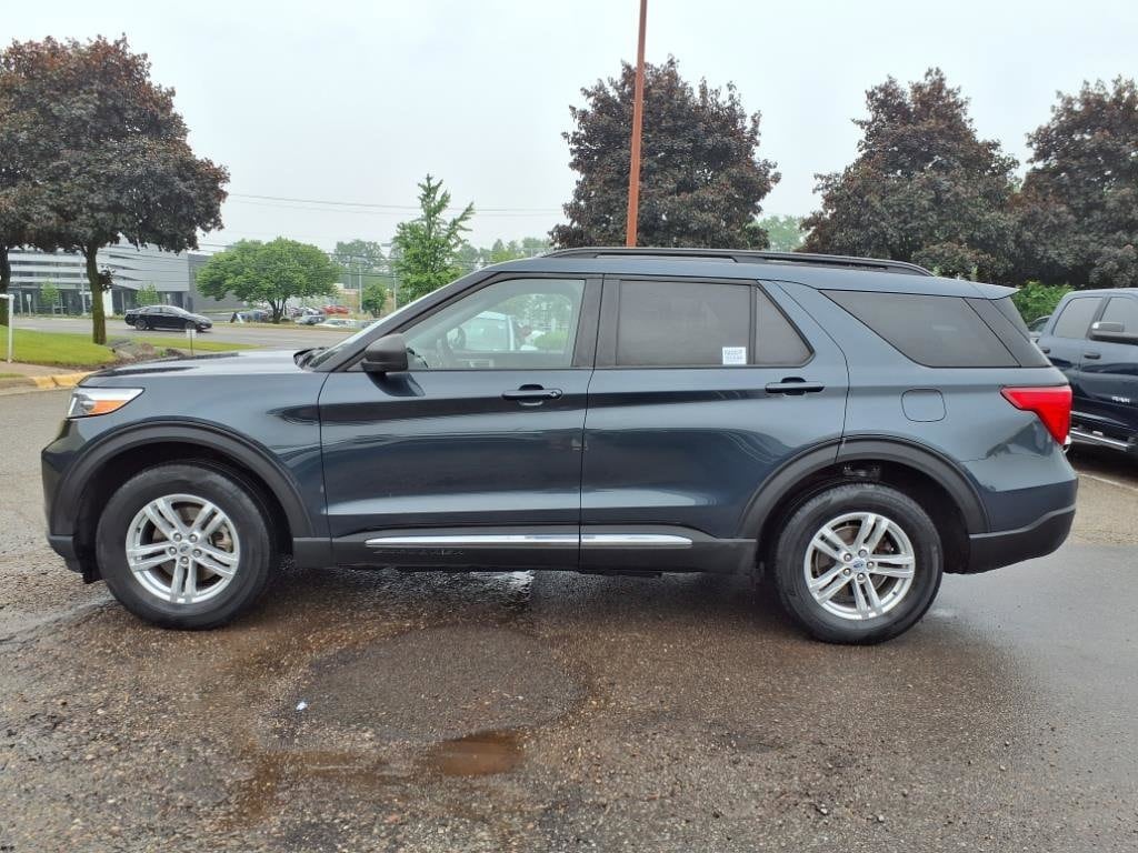 Used 2023 Ford Explorer XLT with VIN 1FMSK8DH0PGA30937 for sale in Farmington, MI