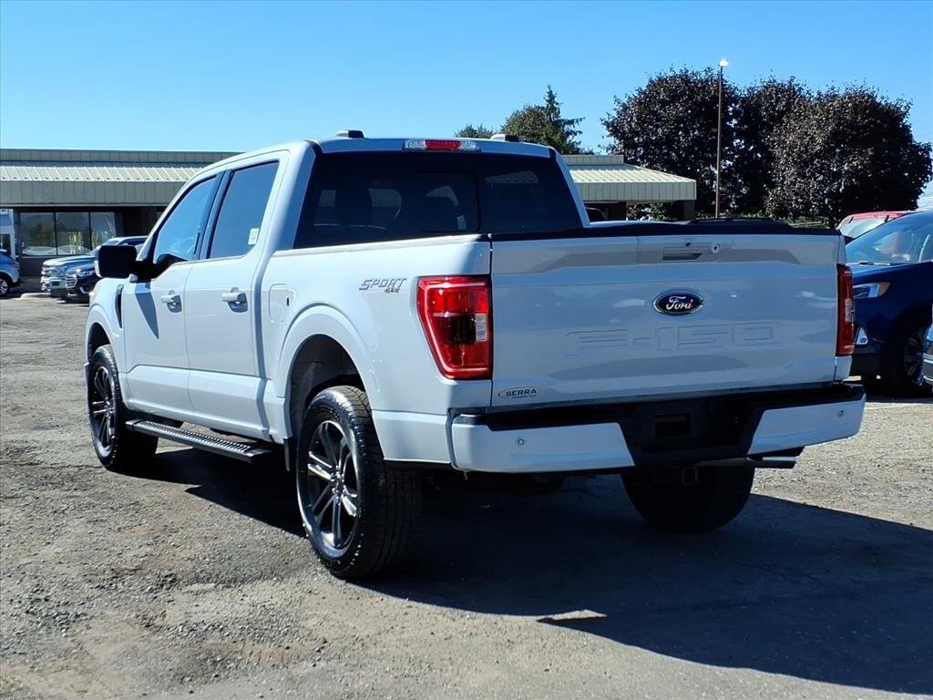 2022 Ford F-150 XLT photo 2