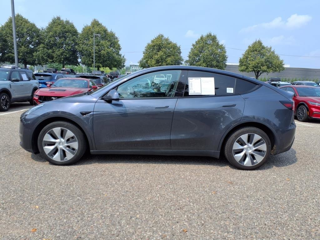 Used 2020 Tesla Model Y Long Range with VIN 5YJYGDEE7LF044190 for sale in Farmington Hills, MI