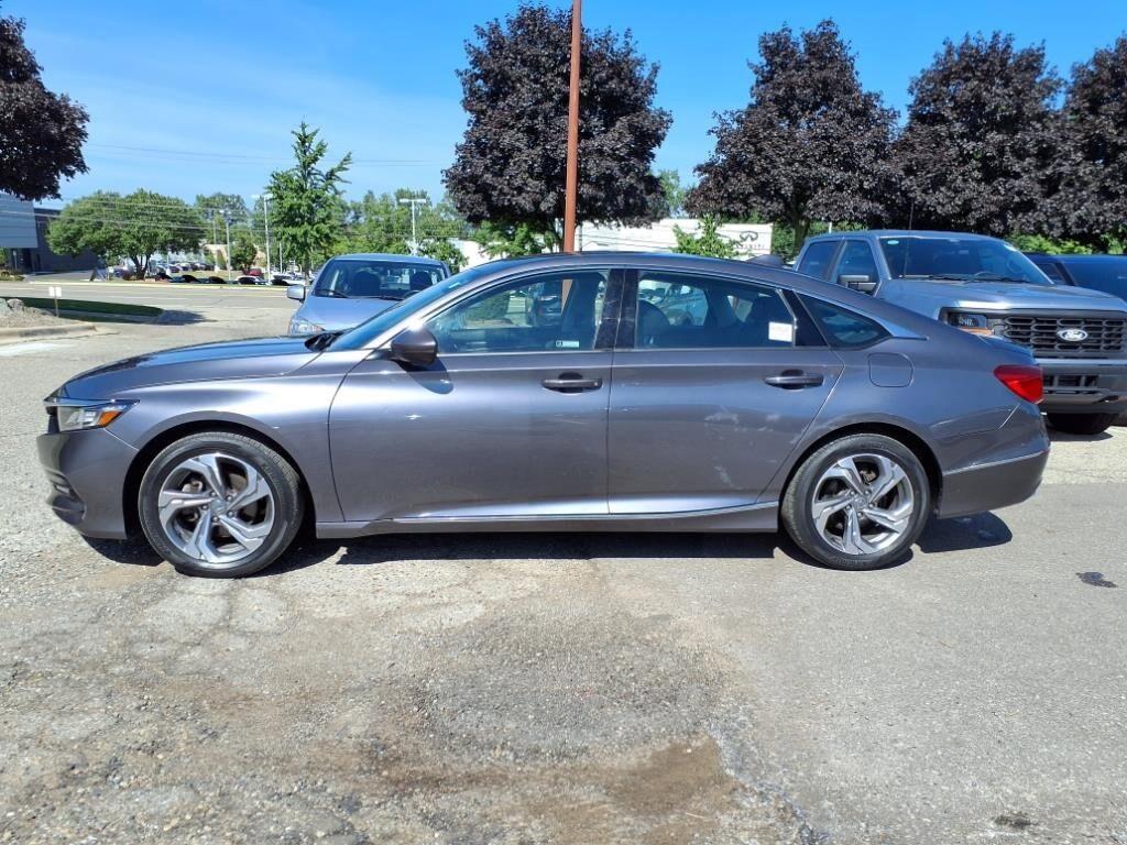 2019 Honda Accord EX-L photo 2