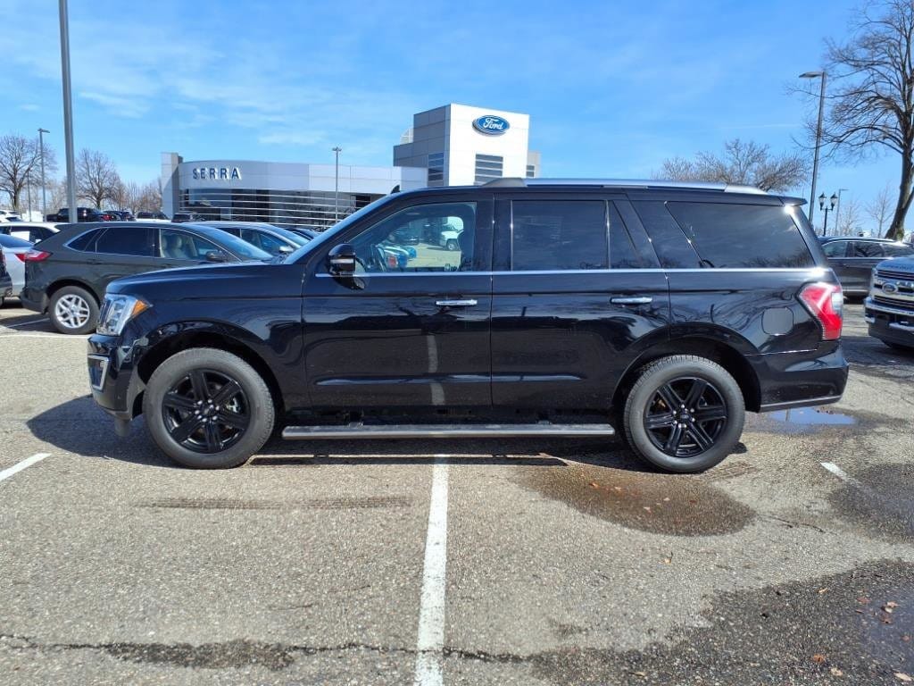 Used 2020 Ford Expedition Limited with VIN 1FMJU2AT3LEA83102 for sale in Farmington, MI