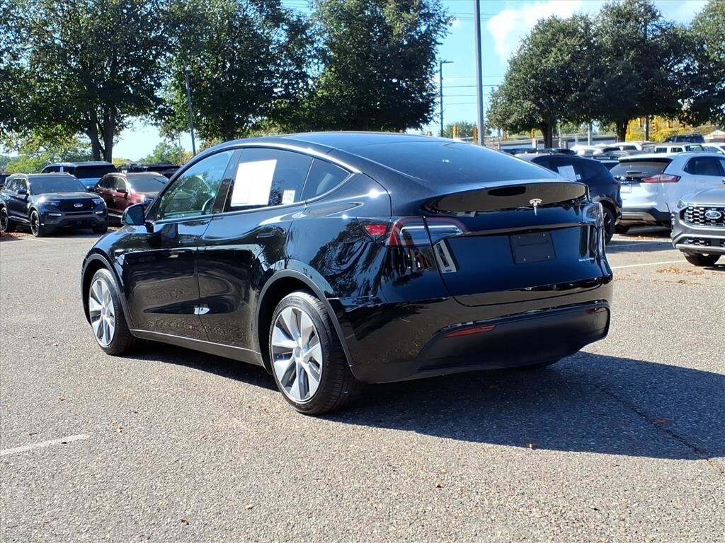 2023 Tesla Model Y Long Range photo 3
