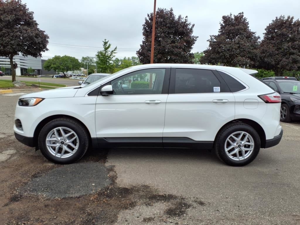 Used 2023 Ford Edge SEL with VIN 2FMPK4J9XPBA54679 for sale in Farmington, MI