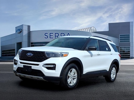 2023 Ford Explorer XLT SUV