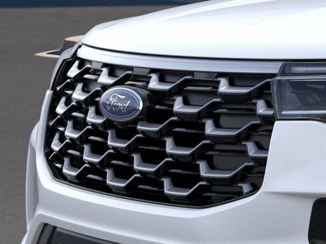 2026 Ford Explorer Platinum - Photo 16