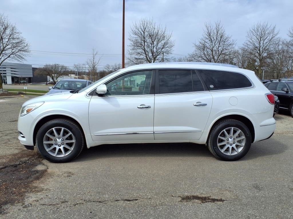 Used 2017 Buick Enclave Convenience with VIN 5GAKRAKD6HJ344329 for sale in Farmington, MI