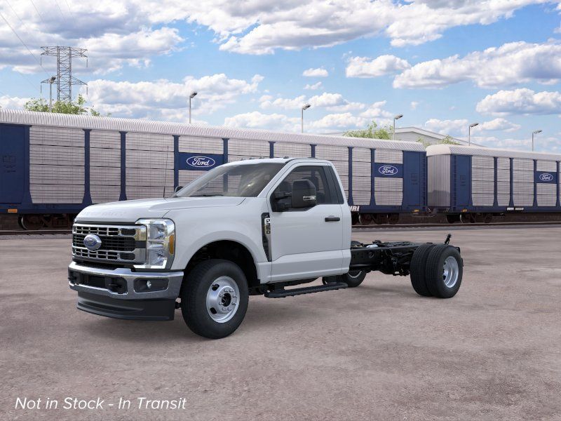 2026 Ford F-350 Super Duty Chassis Cab