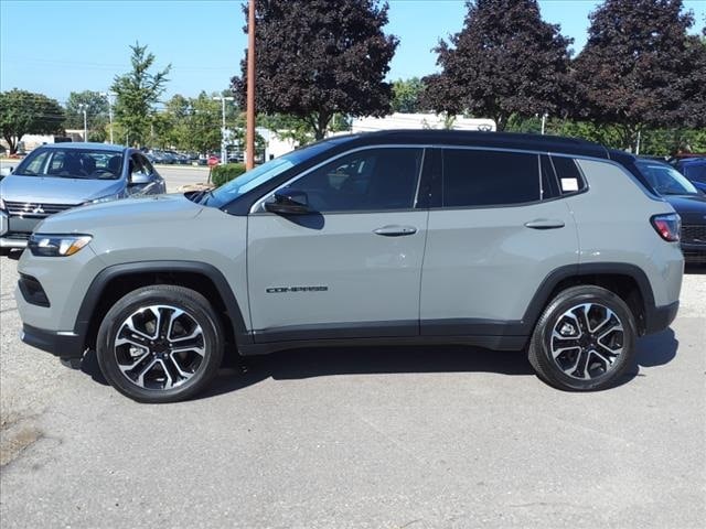 Used 2022 Jeep Compass Limited with VIN 3C4NJDCB7NT196424 for sale in Farmington, MI