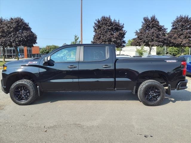 Used 2020 Chevrolet Silverado 1500 Custom with VIN 1GCPYCEF0LZ142905 for sale in Farmington, MI