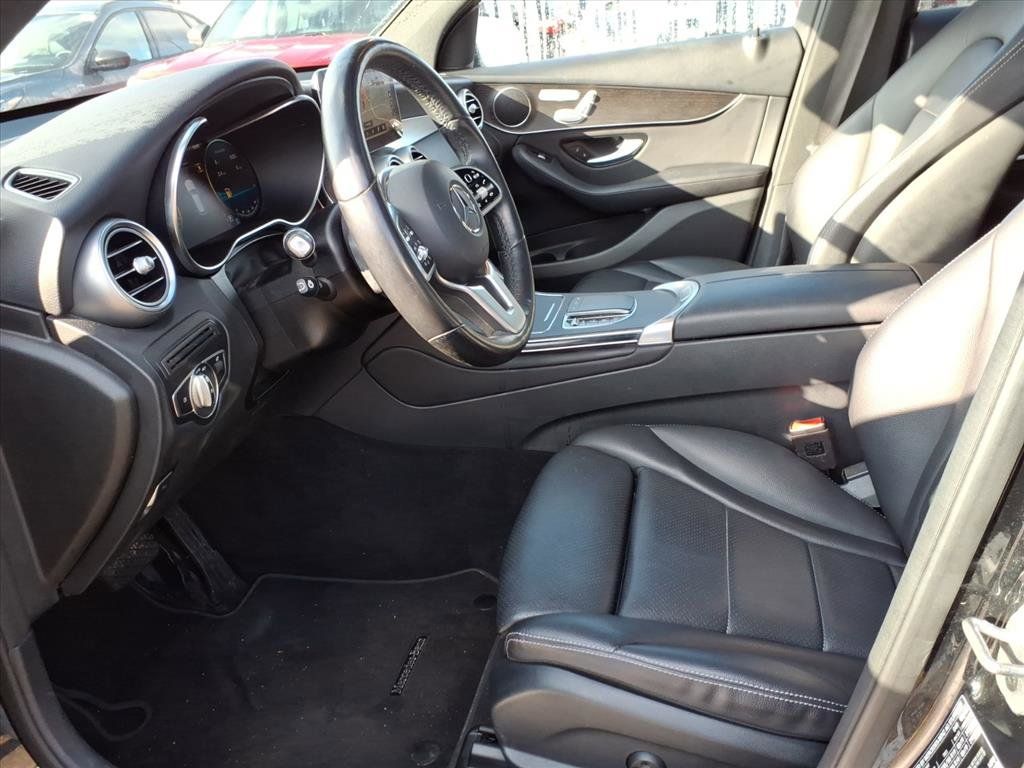 2022 Mercedes-Benz GLC GLC300 - Photo 10