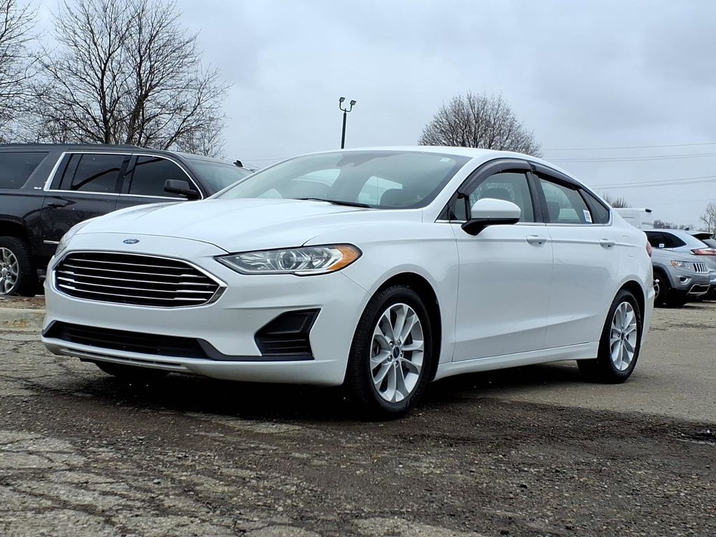 2020 Ford Fusion SE