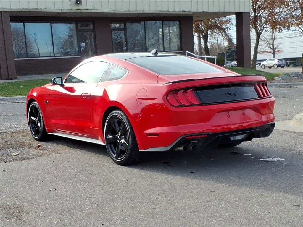 2022 Ford Mustang GT Premium photo 3