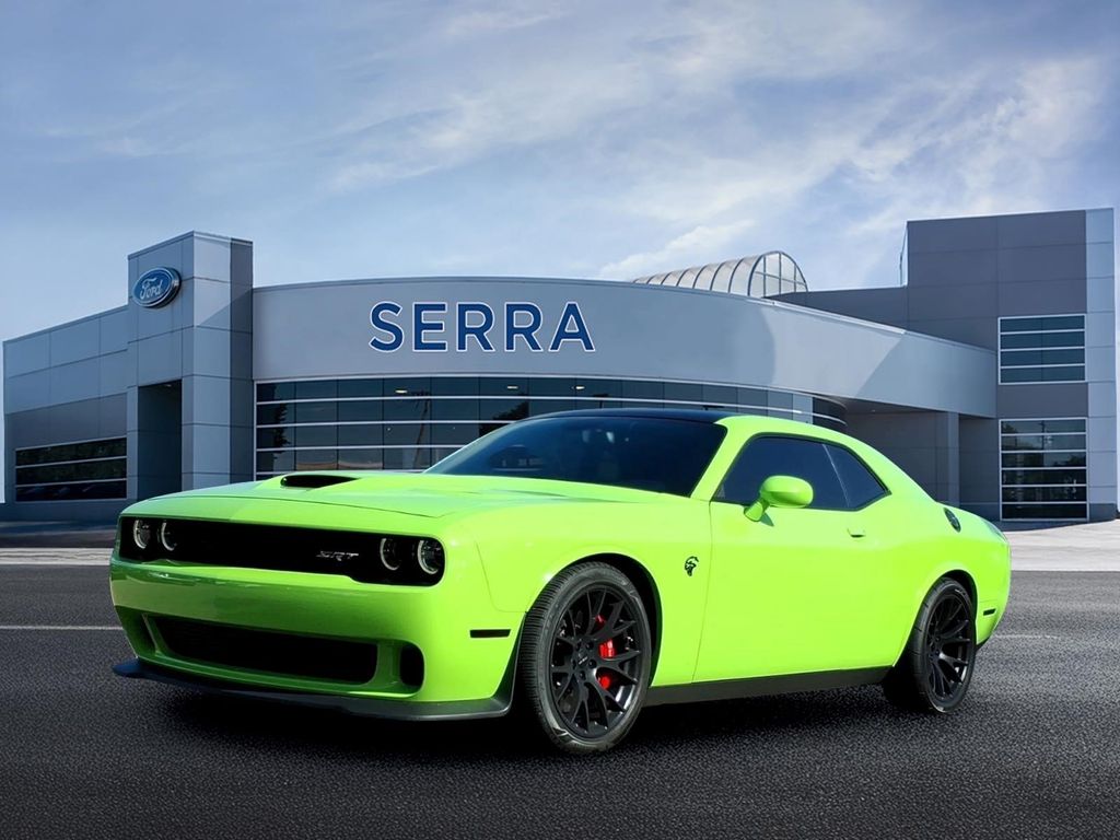 2015 Dodge Challenger SRT Hellcat's photo