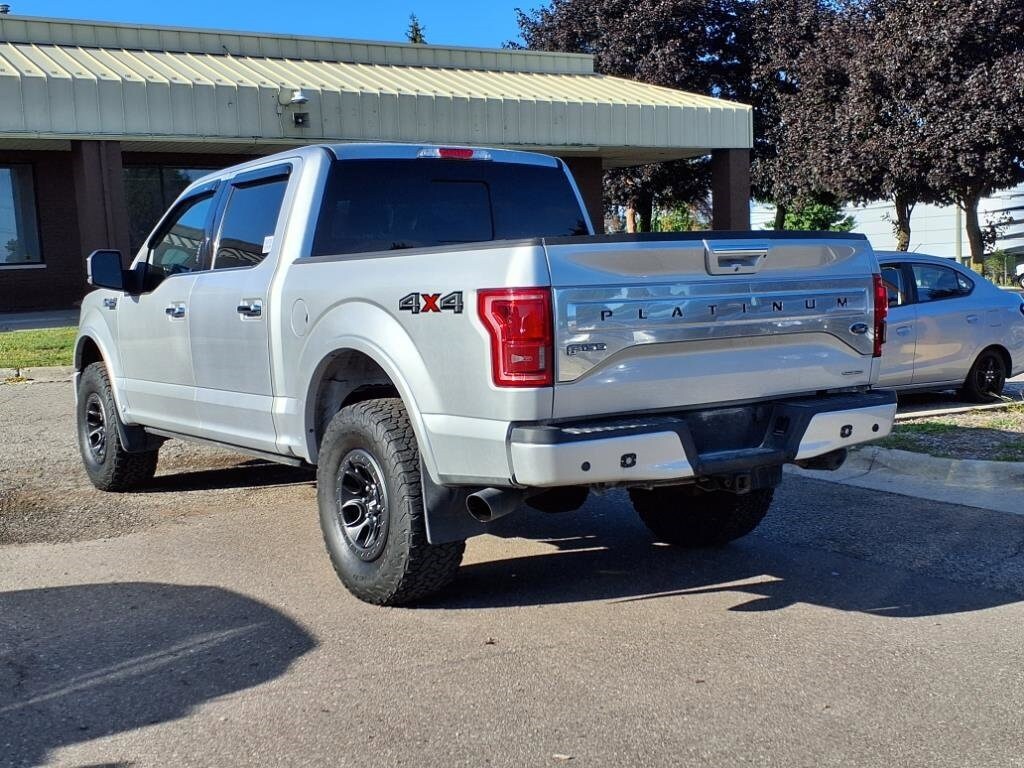 2016 Ford F-150 Platinum photo 2