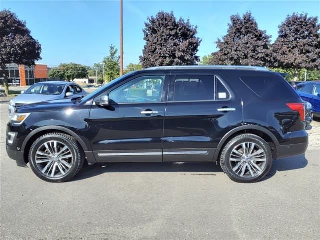 Used 2017 Ford Explorer Platinum with VIN 1FM5K8HT3HGB78061 for sale in Farmington, MI