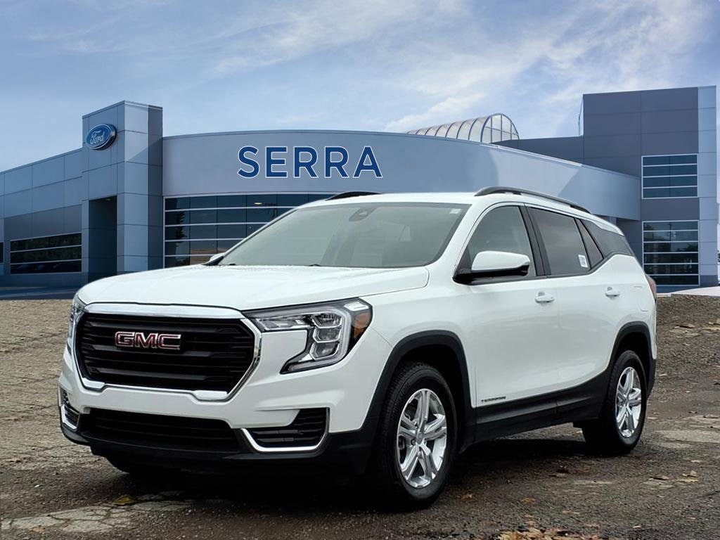 2022 GMC Terrain SLE's photo
