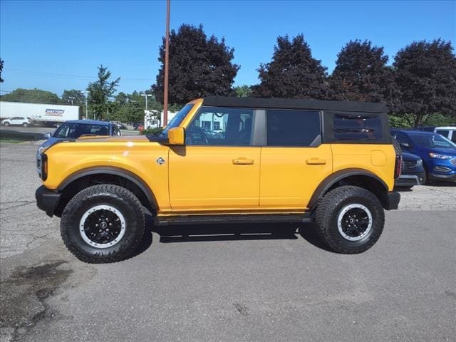 Used 2021 Ford Bronco 4-Door Outer Banks with VIN 1FMEE5DP5MLA86921 for sale in Farmington, MI