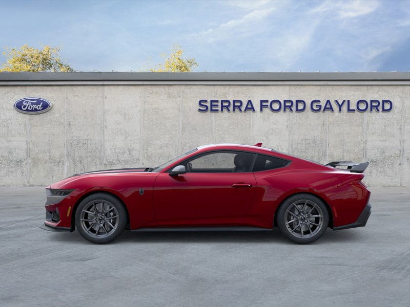 2025 Ford Mustang Dark Horse Deluxe photo 2