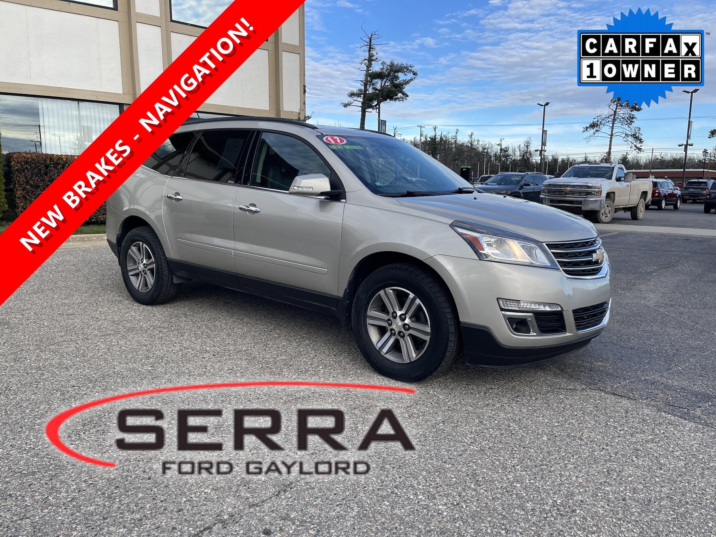 2017 Chevrolet Traverse 2LT's photo