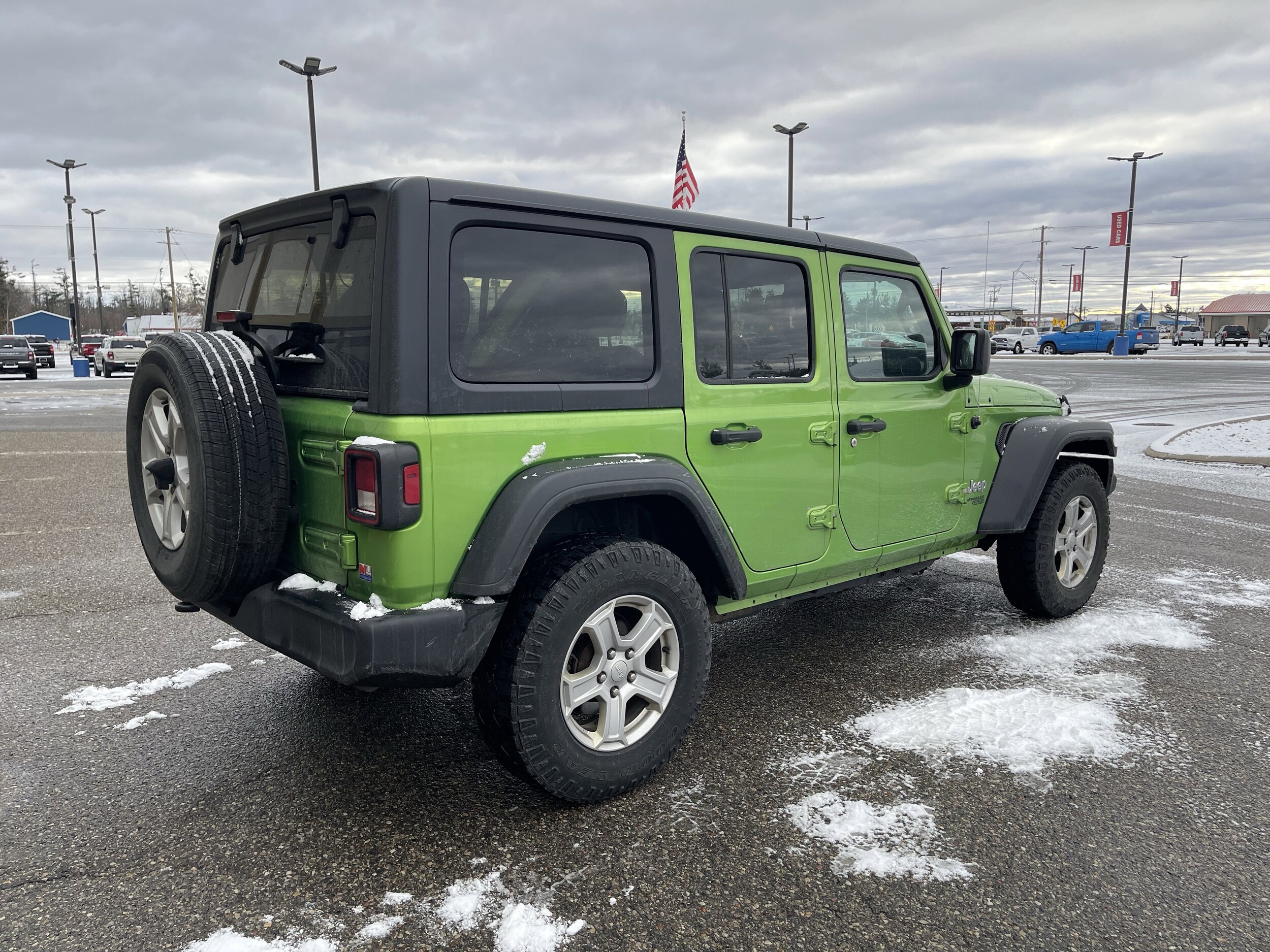 2019 Jeep Wrangler Unlimited Sport S photo 3