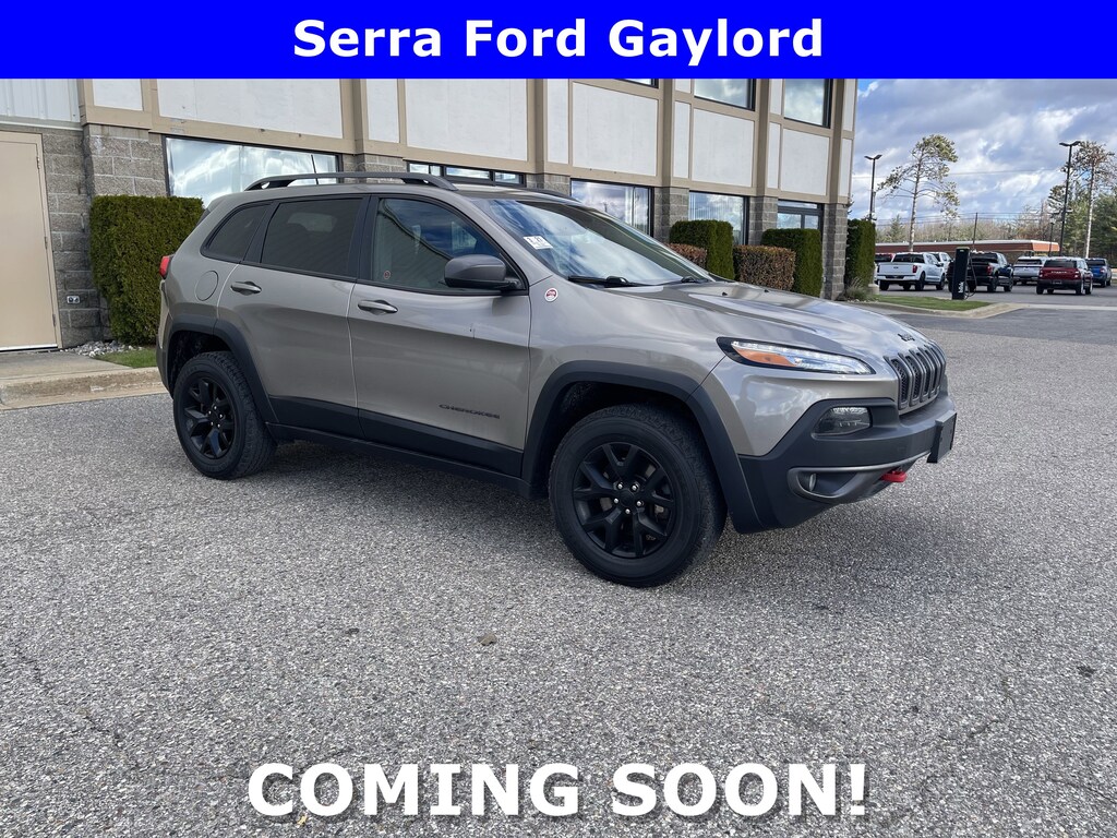 Used 2016 Jeep Cherokee Trailhawk 4WD Trailhawk