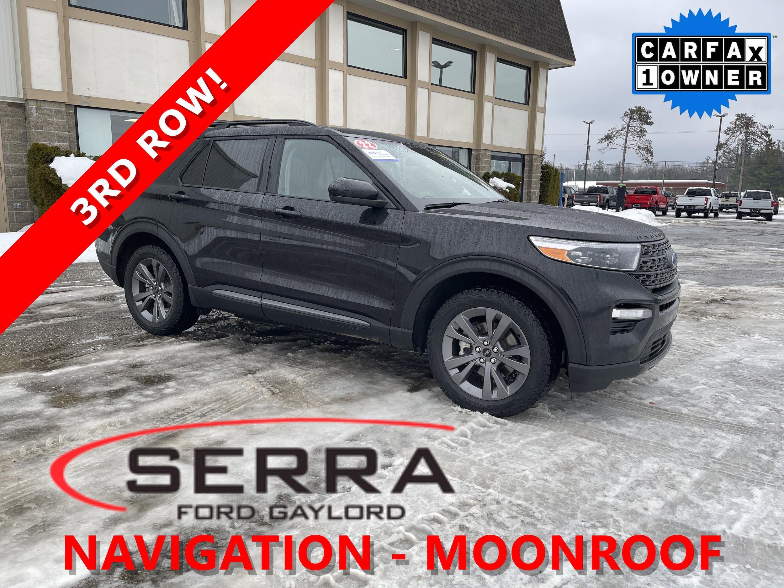 2022 Ford Explorer XLT's photo