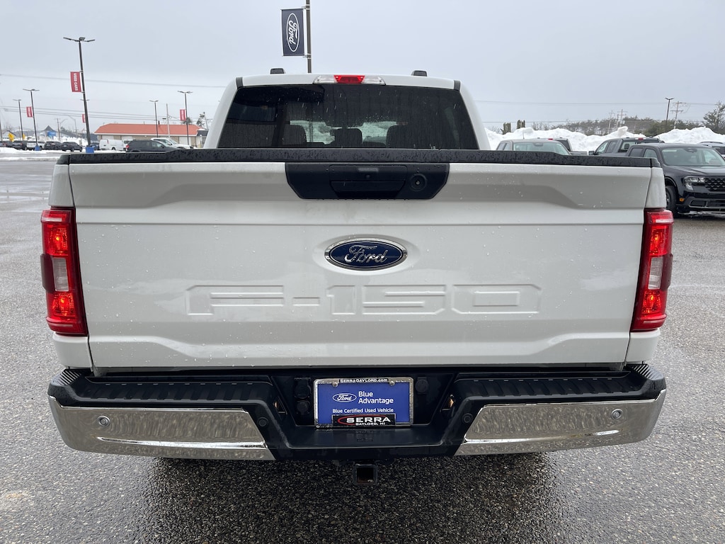 2021 Ford F-150 XLT photo 3