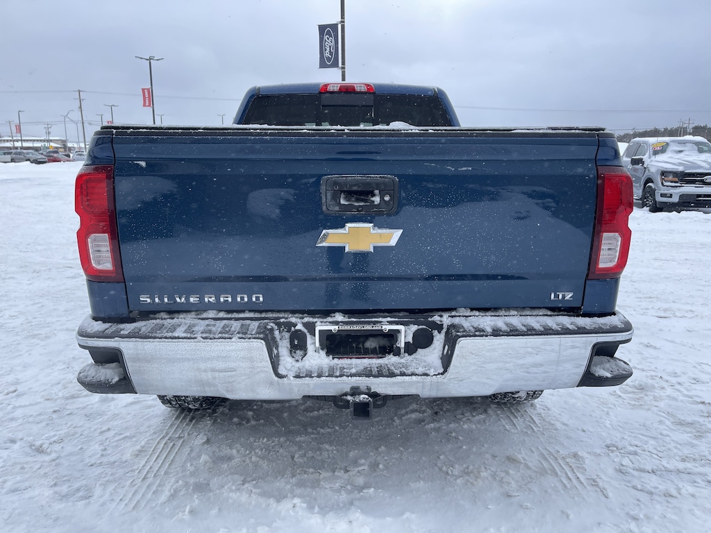 Used 2017 Chevrolet Silverado 1500 LTZ 4WD Double Cab 143.5 LTZ w/1LZ